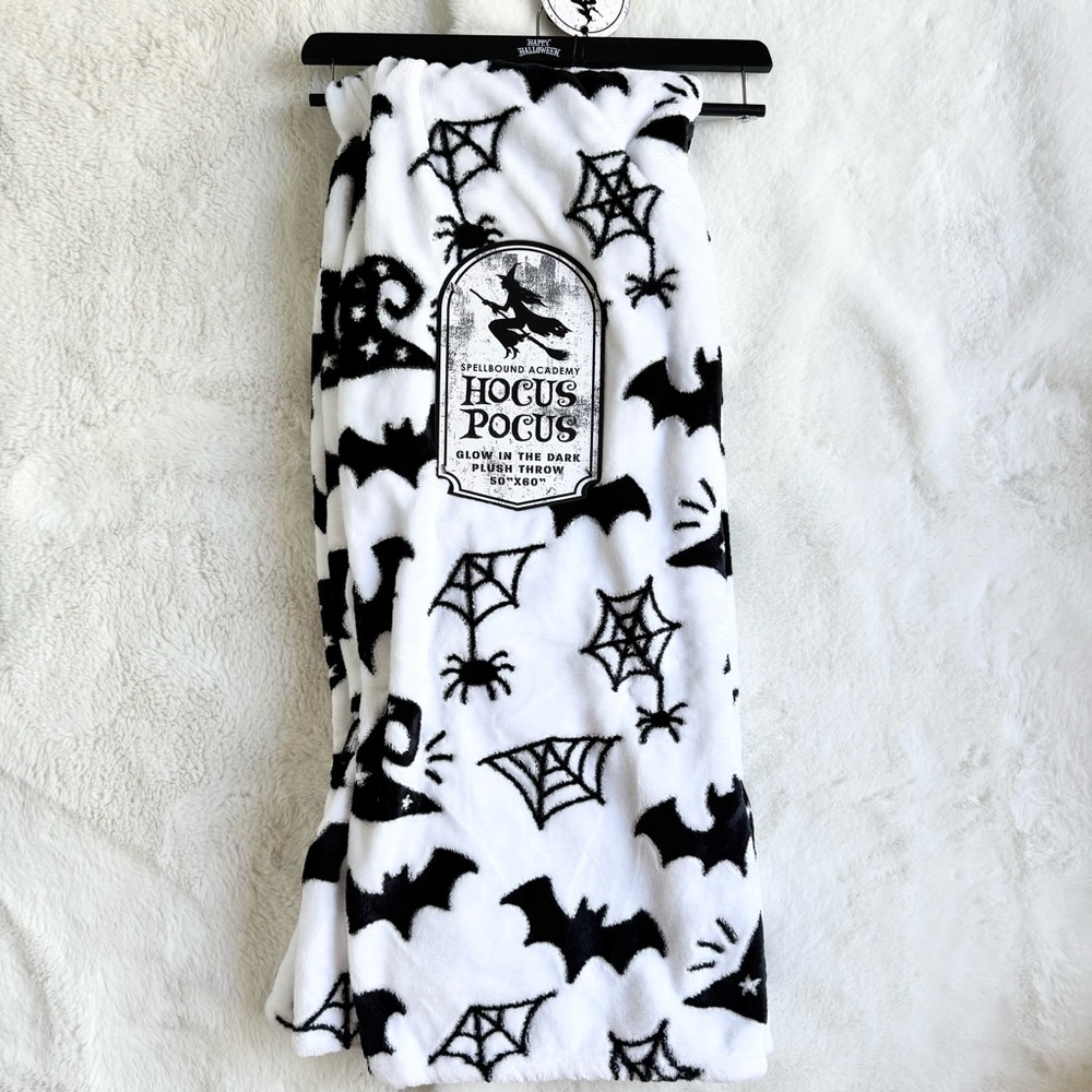 Hocus Pocus Glow-in-the-Dark Plush Throw